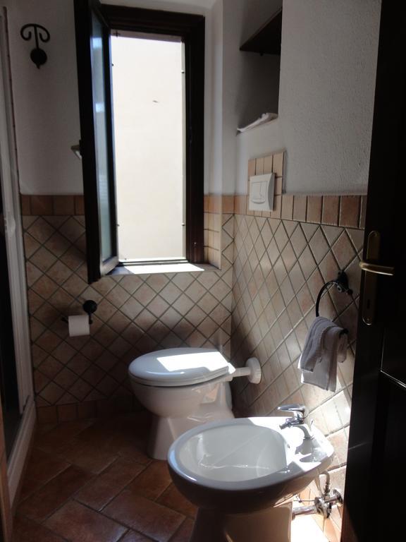 Bed And Breakfast Ichnos Cala Gonone Exterior foto