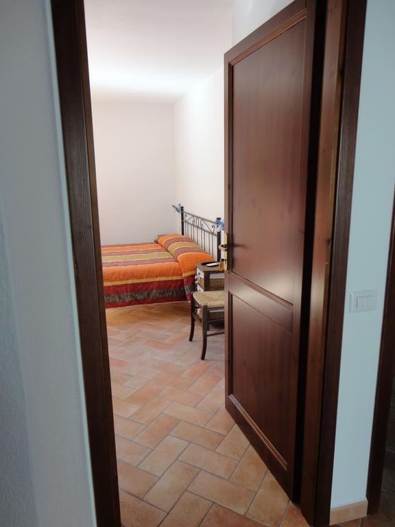Bed And Breakfast Ichnos Cala Gonone Exterior foto